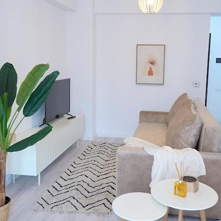 City Center Accomodation - 101 Решица Екстериор снимка