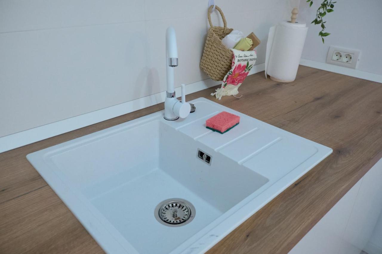 City Center Accomodation - 101 Решица Екстериор снимка